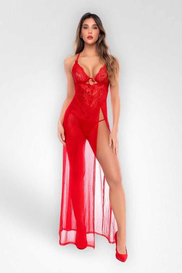 Langes rotes Kleid aus Spitze