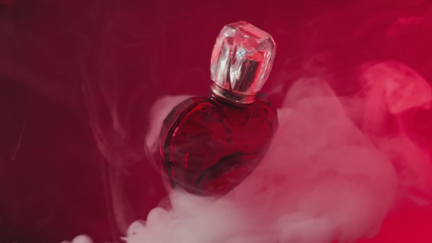 Charger la vidéo: Parfum aphrodisiaque Pure Passion
