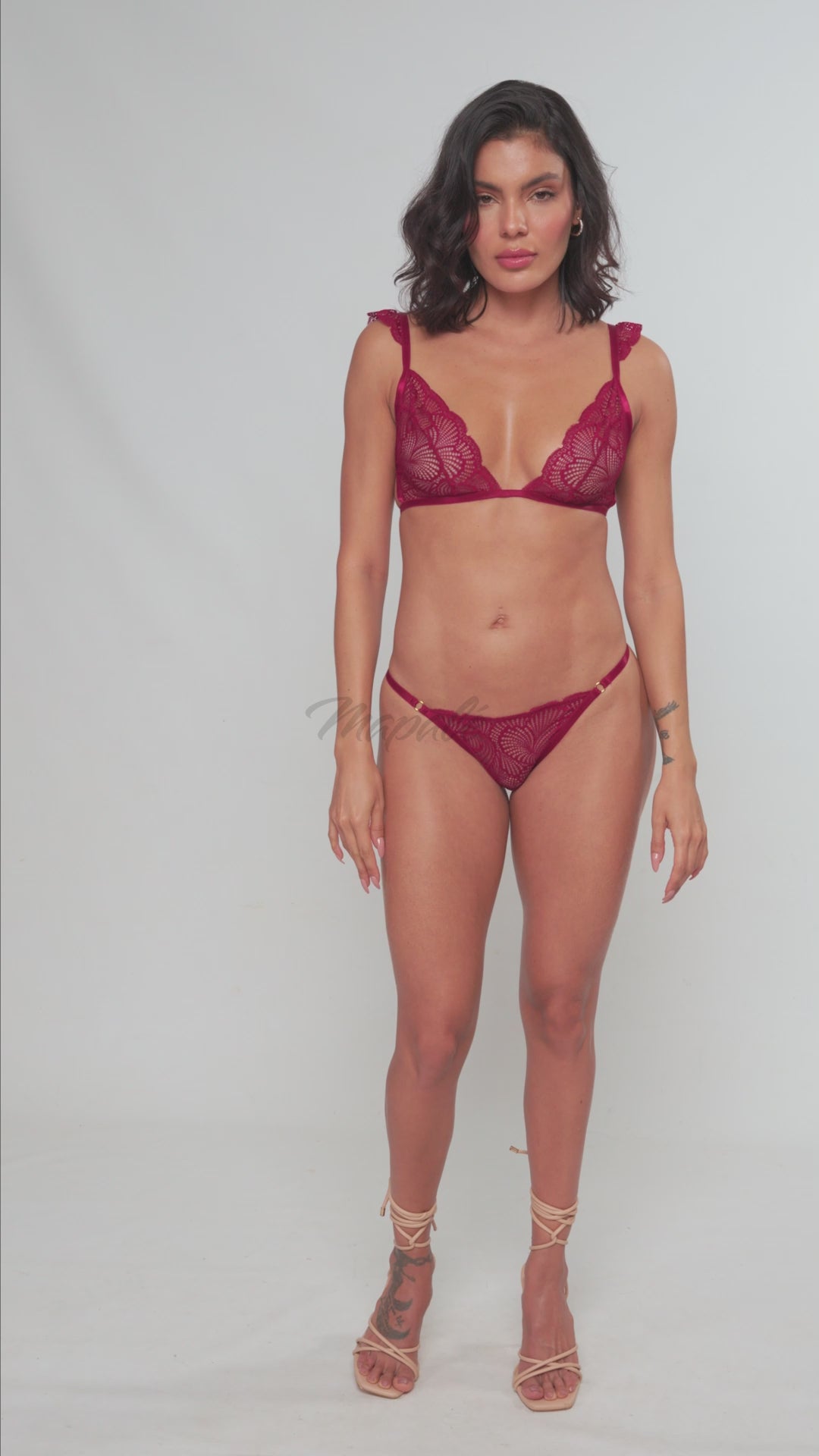 Charger la vidéo: 2 pièces Enticing Glamour framboise